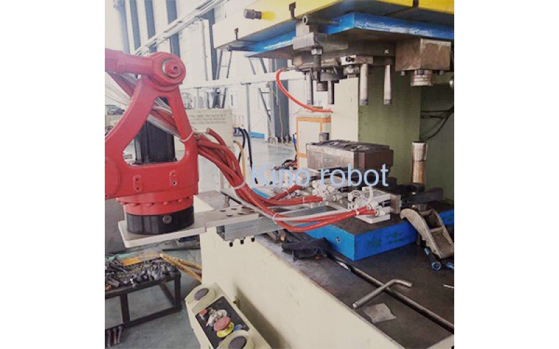 熱鍛機械手在鍛壓線中的操作流程