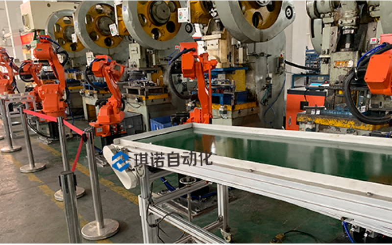 高效精準(zhǔn)！沖壓機械手的應(yīng)用領(lǐng)域及優(yōu)勢分析